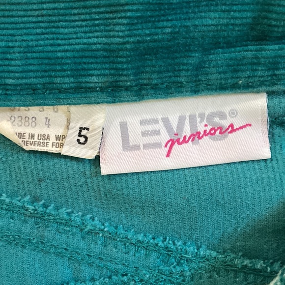 Levi Juniors Teal Corduroy Pants, Size 5, attractive lines. Excellent Condition. - Picture 4 of 6